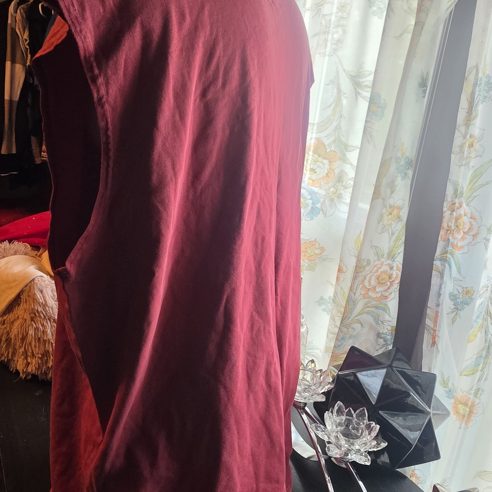 Men’s Red Tank Top - Picture 4 of 4